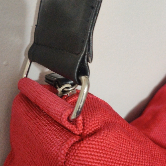 Handbag - Picture 3 of 4